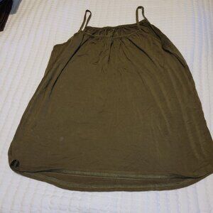 Loose Olive Tank Top - L